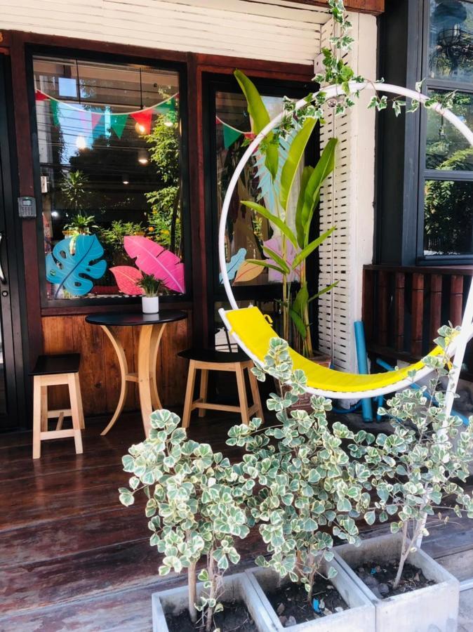 Bee Friend Hostel Chiang Mai Exterior foto