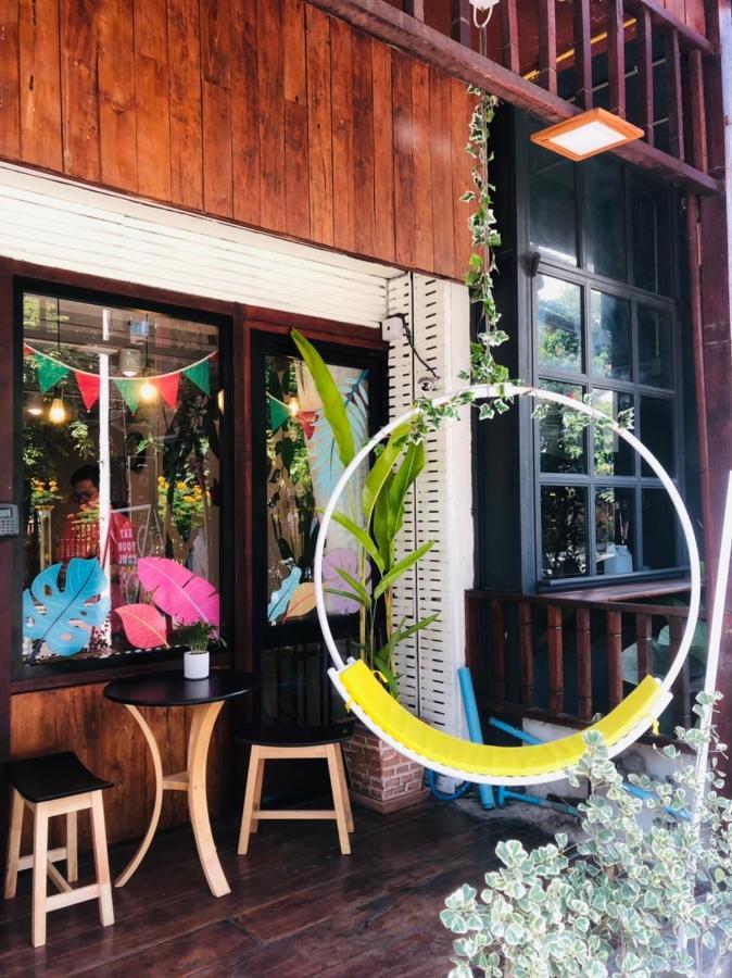 Bee Friend Hostel Chiang Mai Exterior foto
