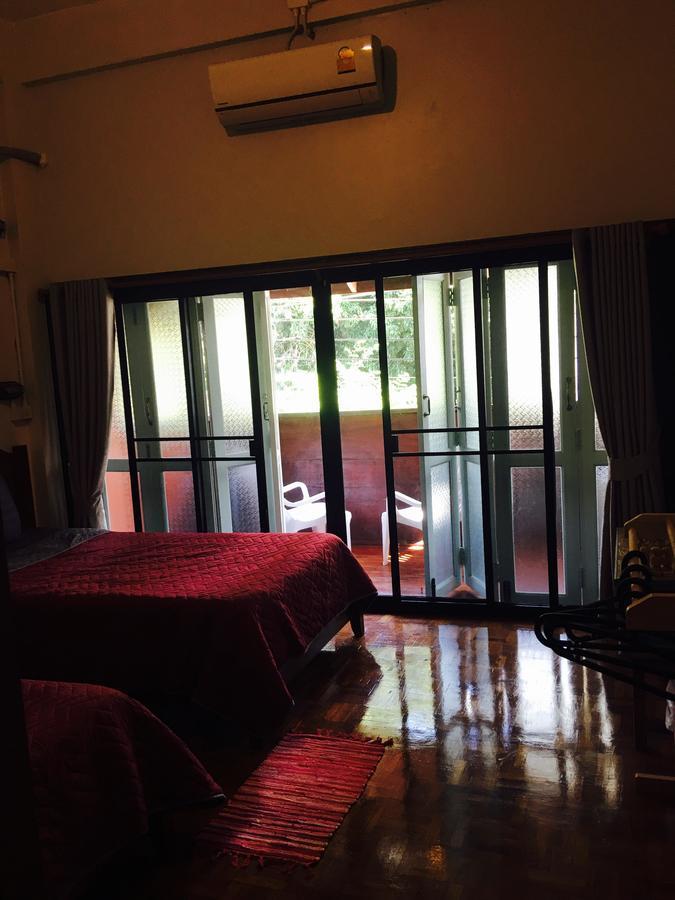 Bee Friend Hostel Chiang Mai Exterior foto